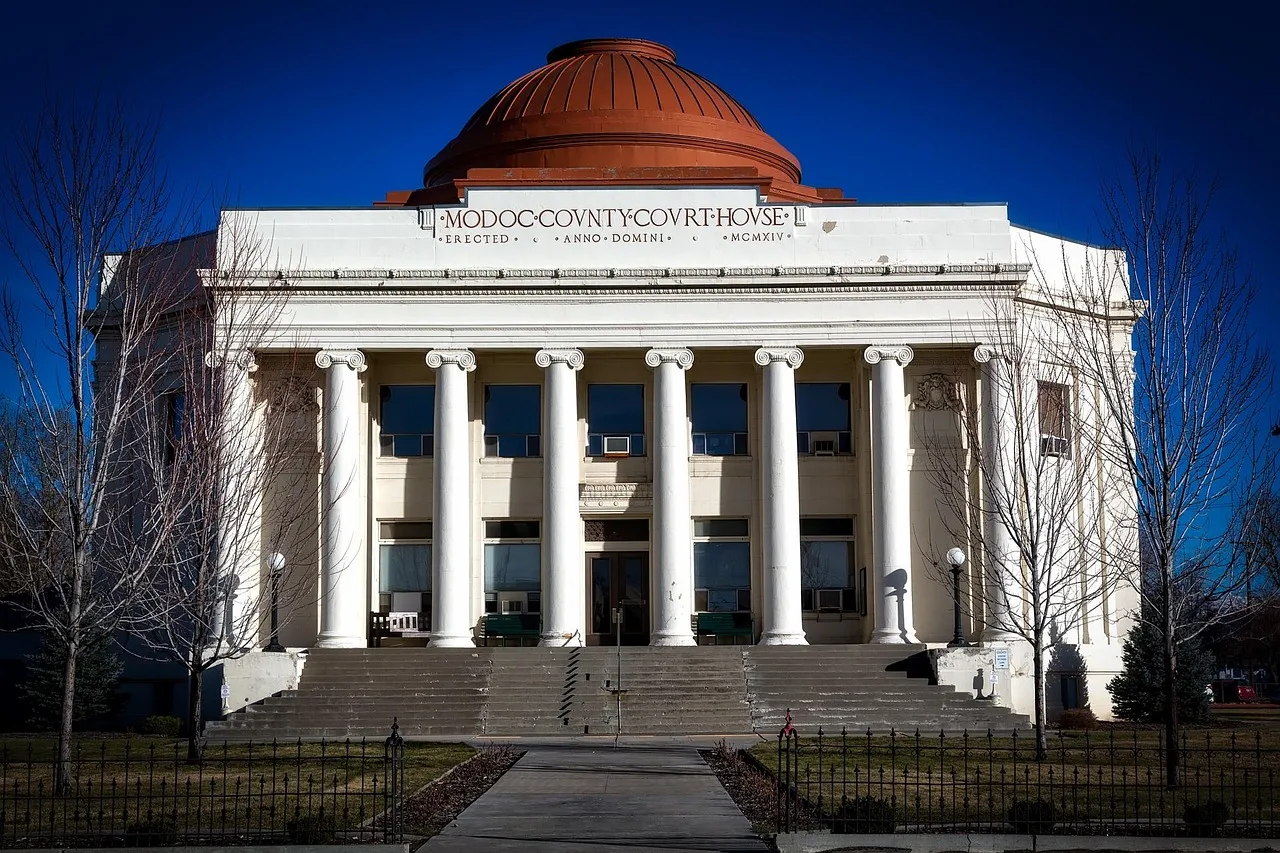A county courthouse
